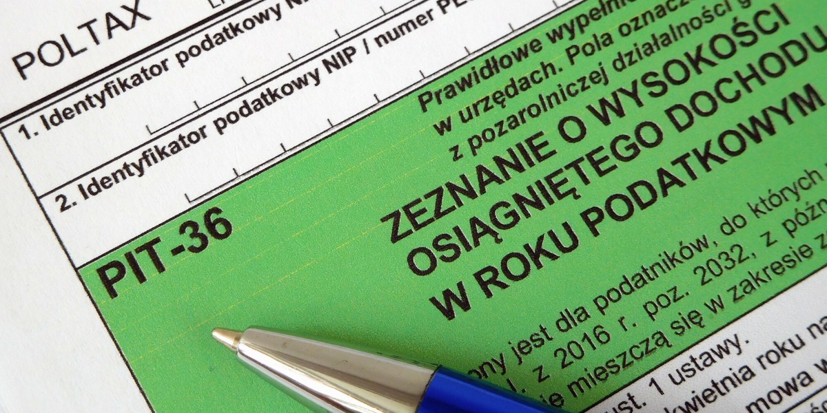 Wszystkie informacje związane z rozliczeniem podatku PIT za 2020 r. można znaleźć na stronie podatki.gov.pl w dedykowanej zakładce Twój e-PIT.