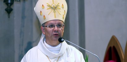 Ofiara księdza pedofila oskarża biskupa