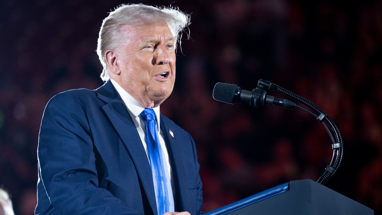 Amerykańskie PKB z pierwszym spadkiem od trzech lat. Donald Trump niezrażony. "Czeka nas największy boom gospodarczy w historii"