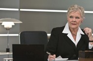 Judi Dench w Bondzie