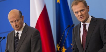 Tusk rozważa dymisję Rostowskiego