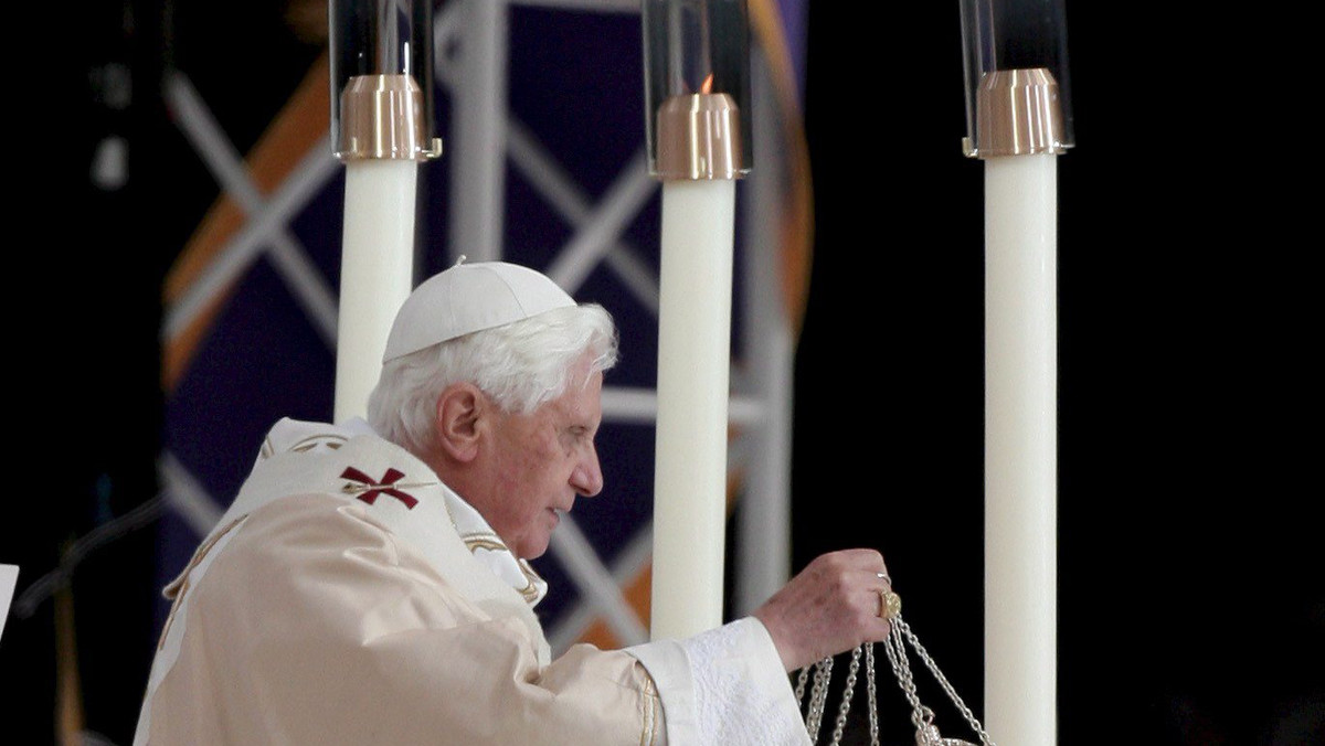 Ofiary pedofilii ze strony księży katolickich zaapelowały do papieża, by przekazał właściwym krajom będące w jego dyspozycji informacje dotyczące wszystkich przypadków molestowania seksualnego przez kler.