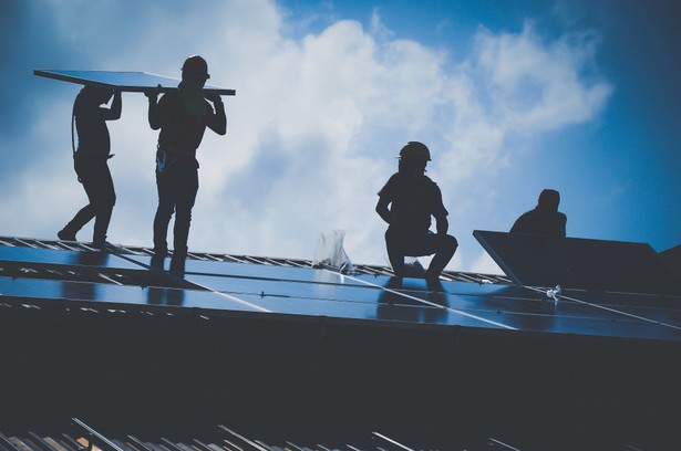 Columbus Energy miał 31,11 mln zł straty netto, 24,8 mln zł straty EBITDA w IV kw. 2021 r.