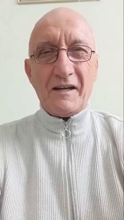 Spisovateľ a bývalý politik Jozef Banáš reaguje na hejterov. 