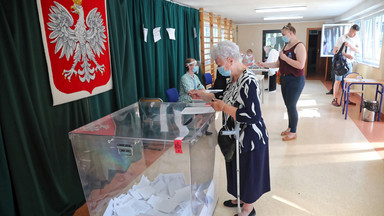 II tura wyborów. W pierwszej kolejności zagłosują m.in. seniorzy i osoby z dziećmi