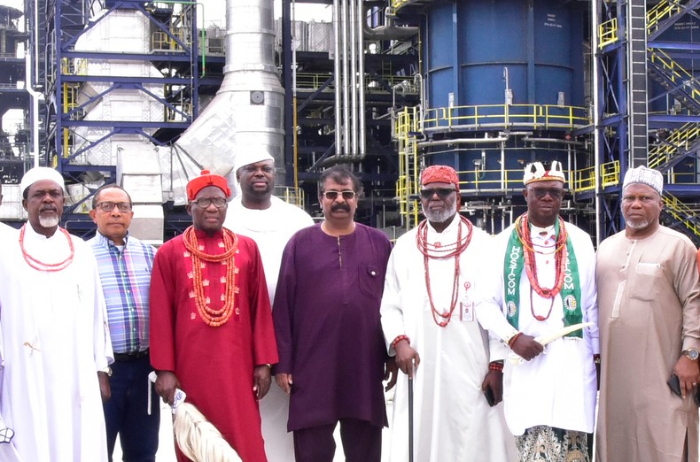 L-R: Chief Francis Inegbeniki; Group Chief Branding and Communications Officer, Dangote Industries Limited, Anthony Chiejina; His Royal Majesty,  King, Frank Okiakpe, Agadagba X of Gbaraun; Iyesere of Orhuwhorun Kingdom, Freeman Mac-Anthony; Vice President, Oil & Gas, Dangote Industries Limited, Devakumar Edwin; Executive Chairman/General Coordinator, Association of Nigeria Delta Monarchs of Nigeria (ANDON), HM King (Capt.) F. N. Okurakpo Odhe II; National President, Host Communities of Nigeria Producing Oil and Gas (HOSTCOM), HRM (Dr.) Benjamin Style Tamaranebi; and Senior General Manager, HSSE & Community Relations, Dangote Projects, Abdulrahman Zubauru during delegates from Host Communities of Nigeria Producing Oil and Gas (HOSTCOM) visit to Dangote Petroleum Refinery and Fertiliser in Lagos on Saturday, July 27, 2024.