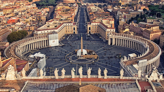 Watykan: nowa rzeźba z brązu na Placu św. Piotra - Informacje