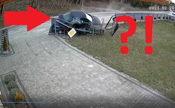 Spektakularne dachowanie Audi w Starachowicach. To już czwarty raz