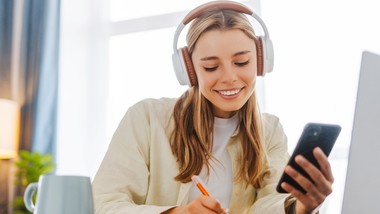 Błyskawiczny QUIZ o związkach frazeologicznych. Mitologia w akcji.  Bądź czujny!