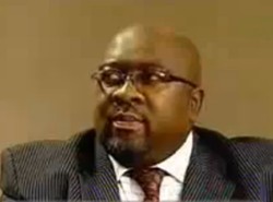 Krzesło zarwało się pod gościem w TV