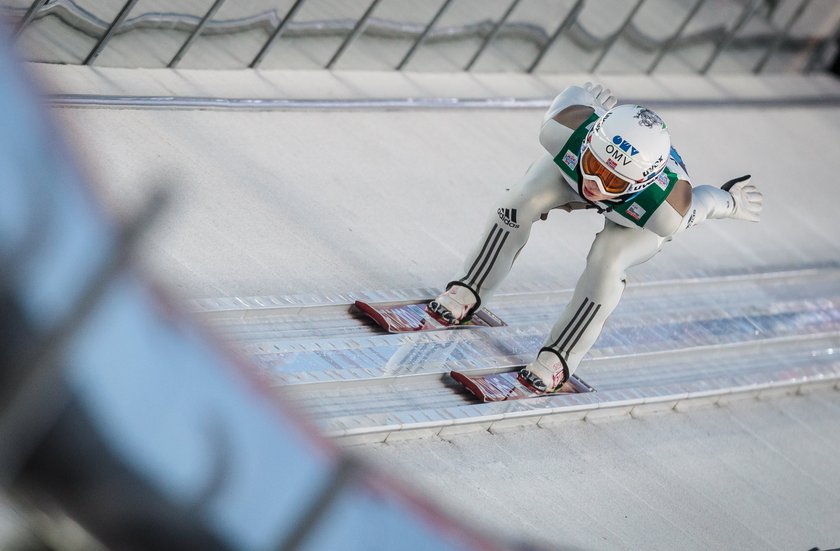 Oto nowy norweski "Małysz". Skakał kiedyś nago!