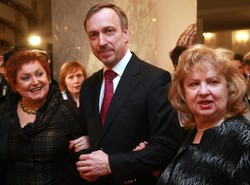 "Zrezygnujcie z ustawy o aktorach"