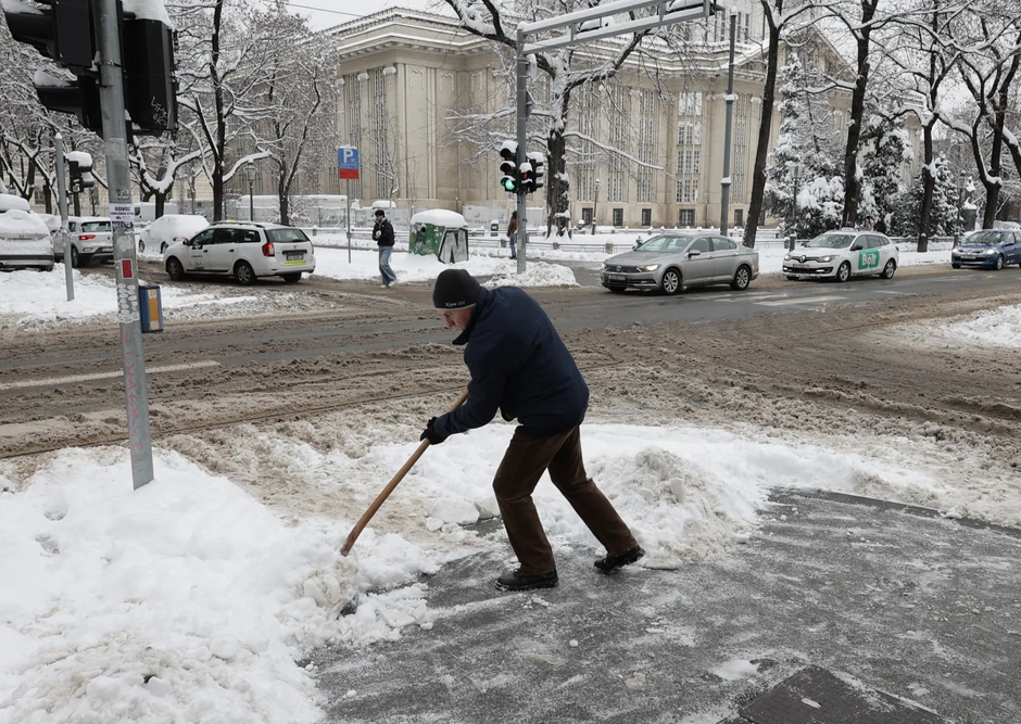 Hrvatska sneg pokrivalica