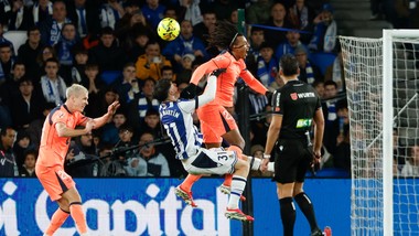 gorszy dzień rywala szczęsnego. barcelona przegrała z realem sociedad