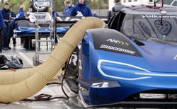 Samochód elektryczny jest niewydajny? Tak inżynierowie otworzyli oczy niedowiarkom