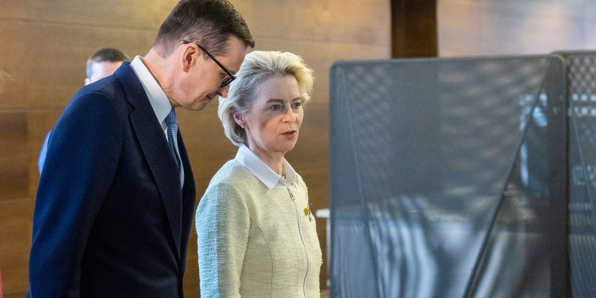 Mateusz Morawiecki i Ursula von der Leyen.