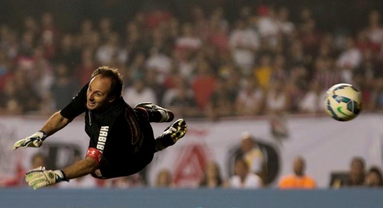 Goalkeeper Rogerio Ceni during a friendly match between Club World Cup football 1992-1993 and Club World Cup 2005 at Morumbi stadium in Sao Paulo, Brazil on December 11, 2015