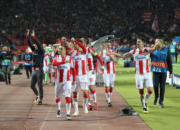 Fudbaleri Zvezde slave pobedu nad Liverpulom