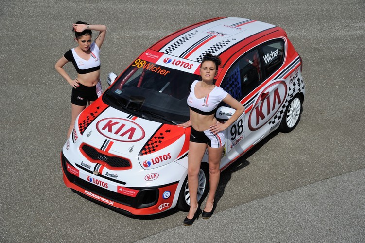 Dziewczyny Kia Lotos Race
