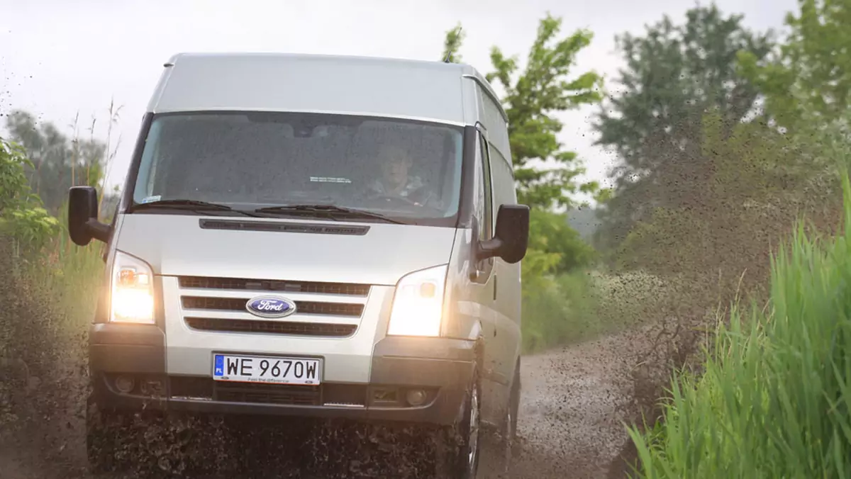 Ford Transit 350L AWD - Stworzony do ciężkiej roboty