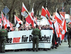 Protesty zapobiegły przemarszowi neonazistów w Dreźnie