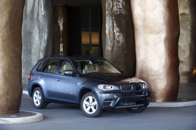 BMW X5 - Oszczędniejszy olbrzym