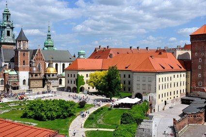 Deutsche Bank: Tak będzie się rozwijać polska gospodarka w 2017 r.