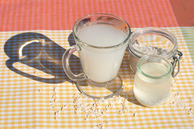 Pirinčana voda