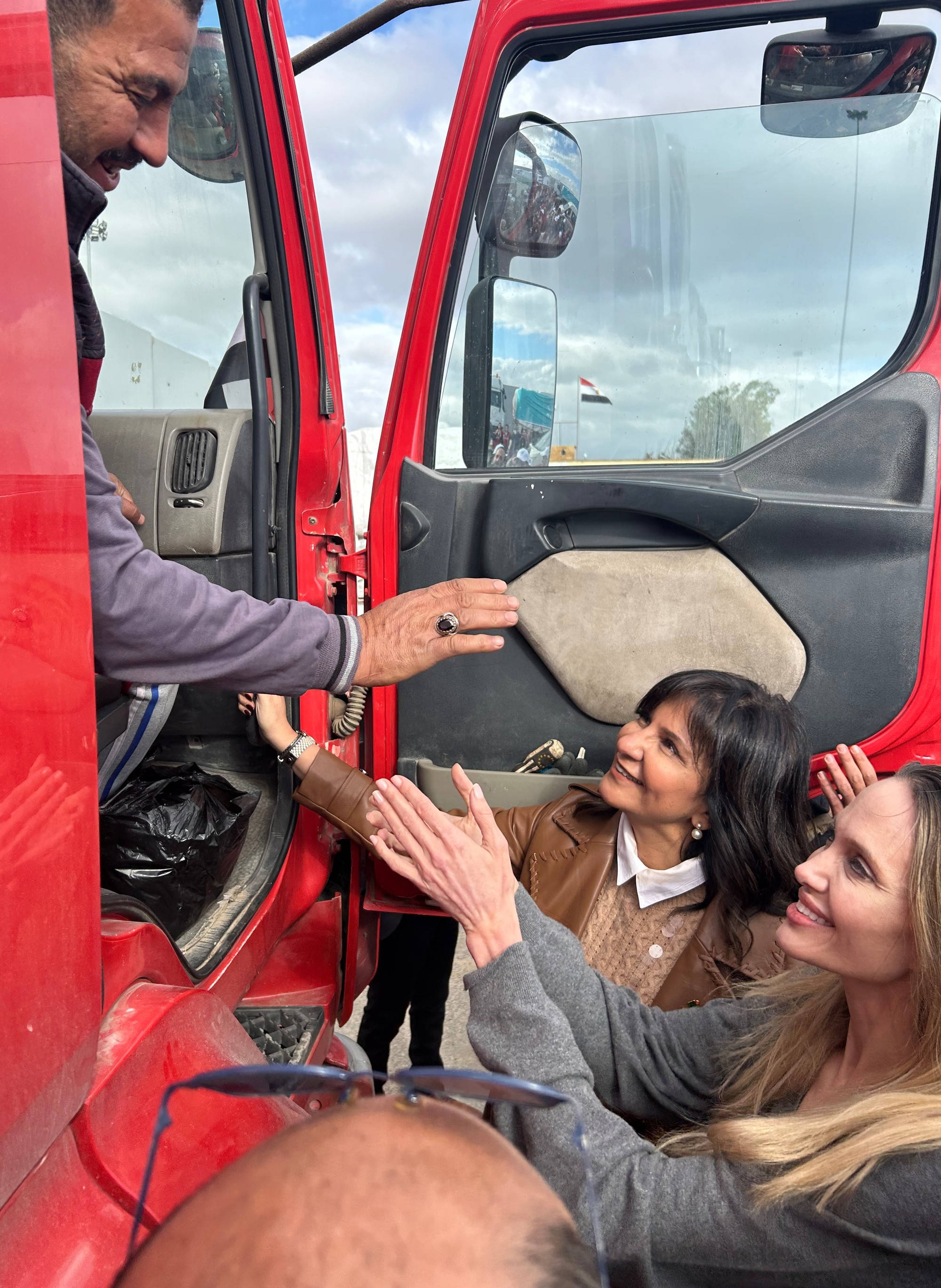 Angelina Jolie navštívila egyptskú stranu priechodu Rafah do Pásma Gazy.