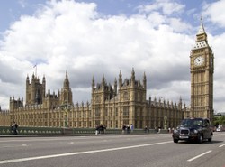 Brytyjczycy przyjrzą się własnej skrajnej prawicy