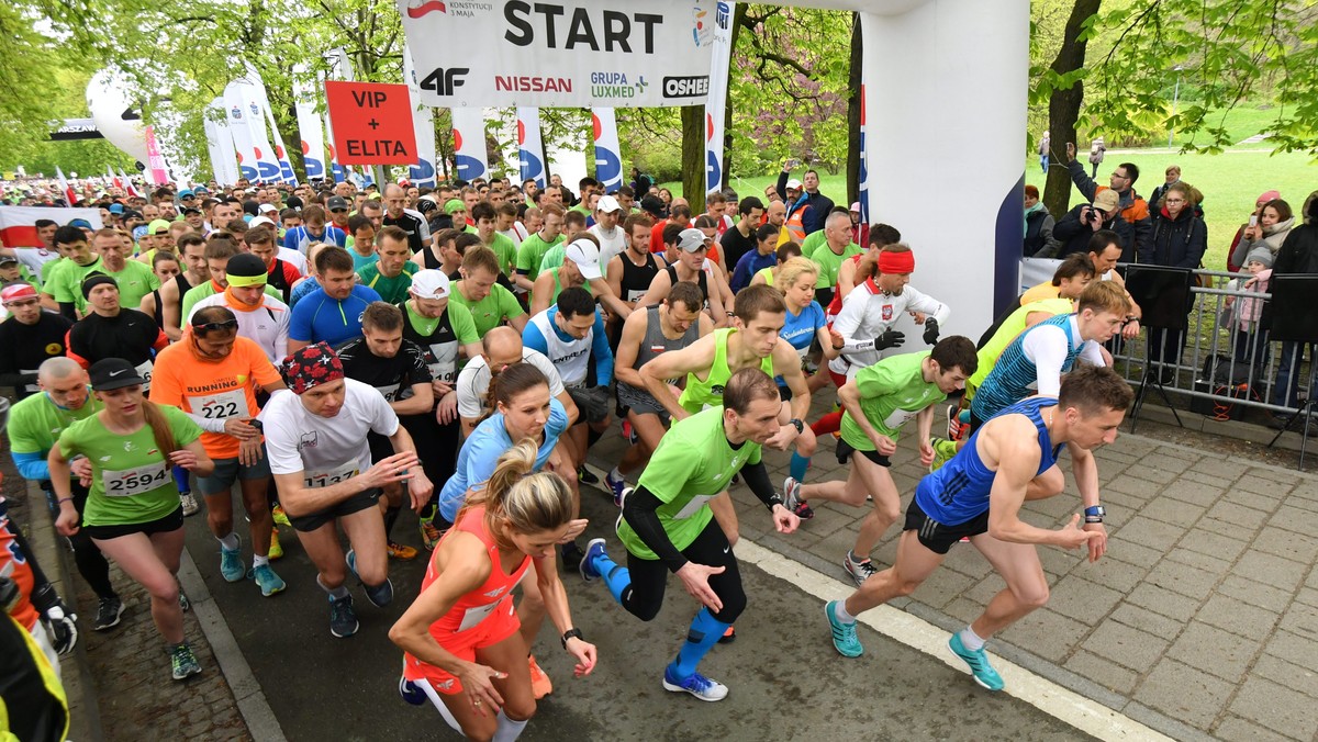 Ponad 40 imprez biegowych na dystansach od kilkuset metrów do maratonu zorganizowanych zostało we wszystkich województwach z okazji Święta Konstytucji. Najstarsze zawody dla upamiętnienia uchwalenia 3 maja 1791 roku Ustawy Rządowej odbyły się po raz 29. w Stalowej Woli.