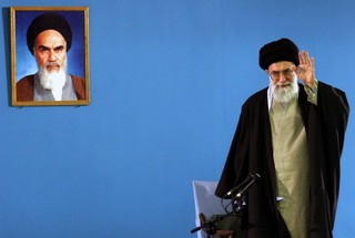 Iran: Importowanie szczepionek z USA i Wielkiej Brytanii jest zabronione