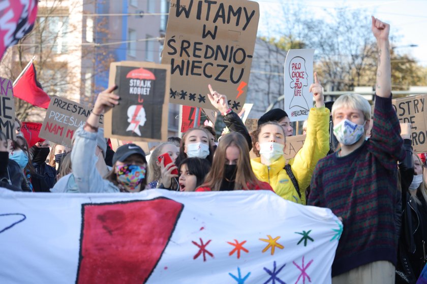 W Łodzi trwa największa manifestacja w Polsce