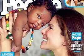 Sandra Bulok USVOJILA SINA kada je imao tri i po meseca, 15-godišnjak sada ovako izgleda: "Znala sam da će biti MOJE DETE i pre nego što se rodio"!