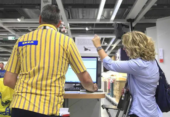 Pracownik IKEA, zwolniony za homofobiczny wpis, przywrócony do pracy