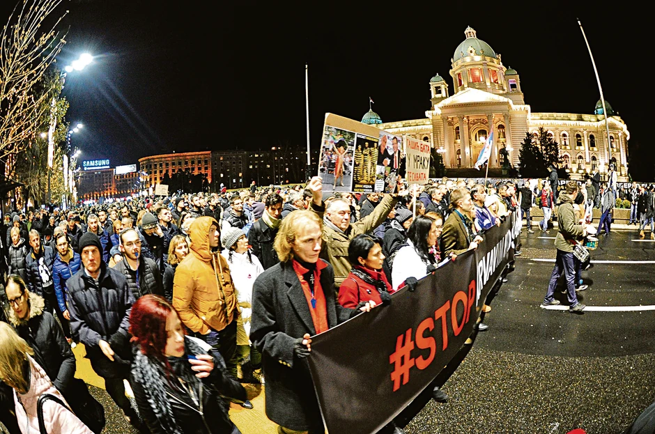 Protest "Stop krvavim košuljama"