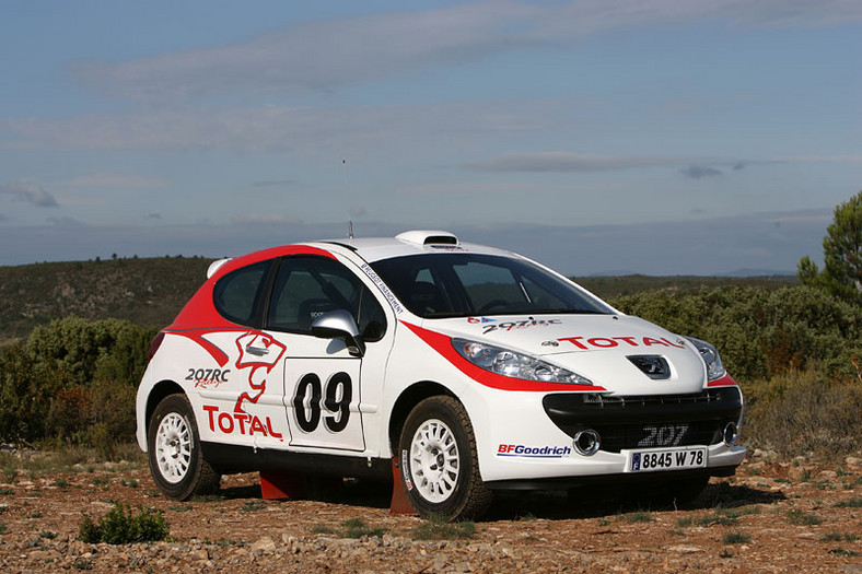 Podwójny debiut: Peugeot 207 RC Rallye i Nicolas Vouilloz w Polsce