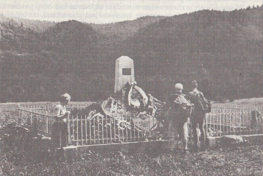 Stary pomnik gen. Karola Świerczewskiego w Jabłonkach