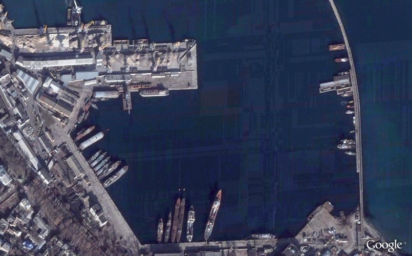 Kolejnym miejscem do którego zawijają rosyjskie okręty jest port w Teodozji