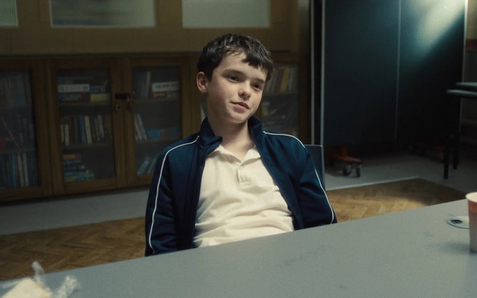 Serija "Adolescence"