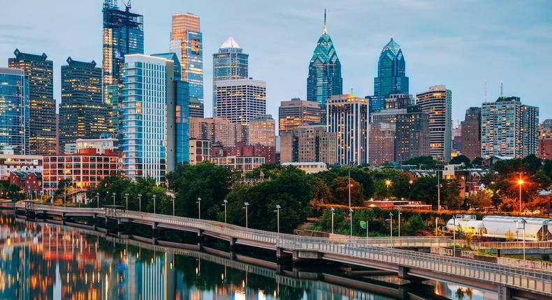 The skyline of Philadelphia, Pennsylvania.photo.ua/Shutterstock