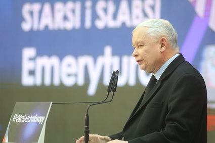 Droga reklama "piątki" Kaczyńskiego. Rząd wyda nawet 5 mln zł