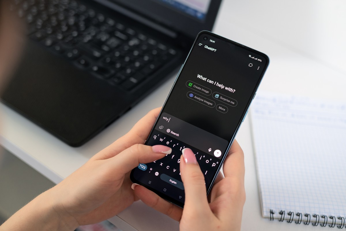 Tylu pracowników korzysta z AI w pracy. Raport ujawnia skalę zjawiska