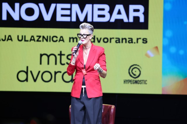 Tijana Dapčević najava predstave Menopauza