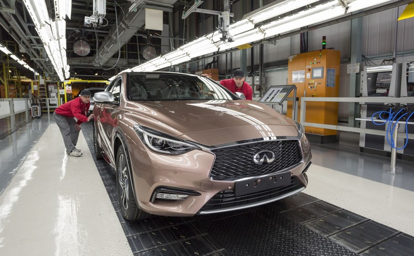 Infiniti Q30