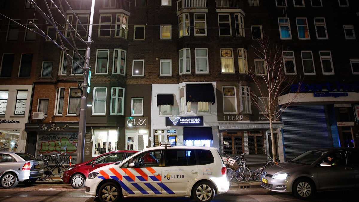 Holenderska policja przeprowadziła wczoraj w Rotterdamie kolejną obławę, której celem byli terroryści powiązani z udaremnionym we Francji zamachem, ale tym razem nikogo nie zatrzymano - ogłosiła prokuratura.