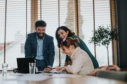 jednorazowy aport do spółki jawnej nie podlega vat