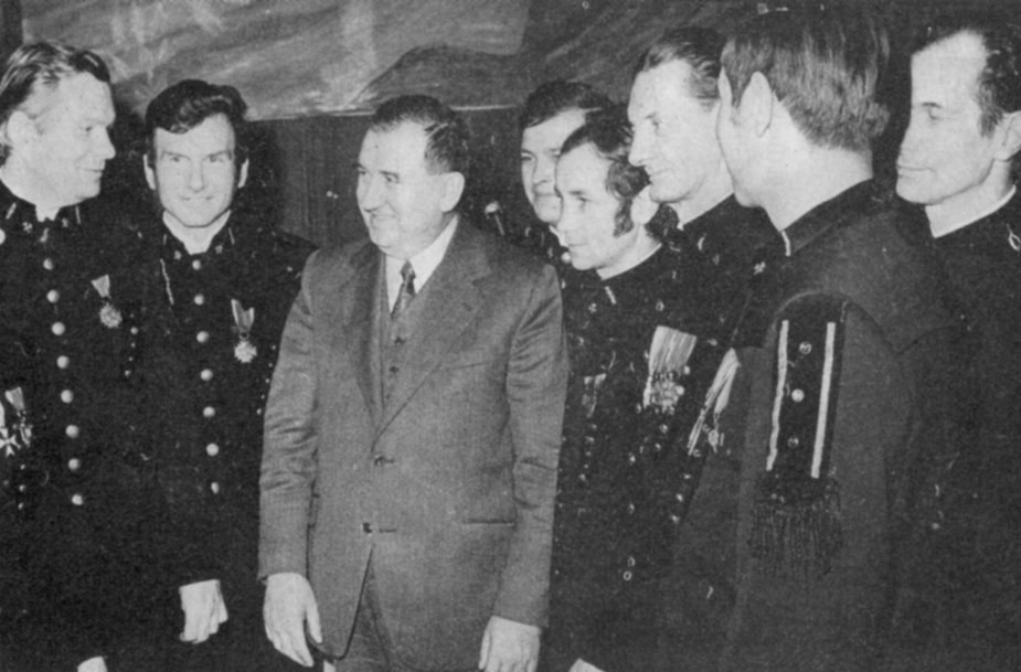 Zdzisław Grudzień na spotkaniu z członkami załogi Kopalni Węgla Kamiennego Sosnowiec, 1973 r.