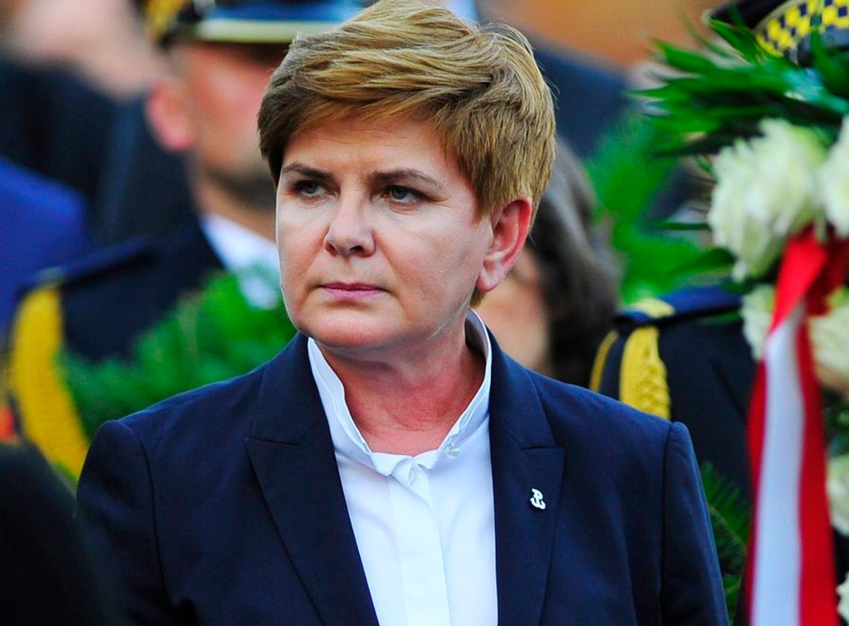 Szydło: To dowód na to, że obecna władza coraz bardziej odkleja się od rzeczywistości