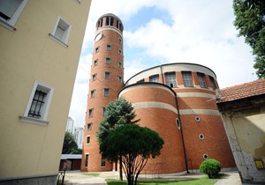 Beogradski krivi toranj